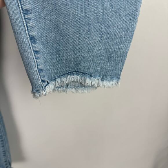 Loft Blue Light Wash Denim Distressed Curvy Skinny Cropped Jeans Women 12/31 - Picture 7 of 13